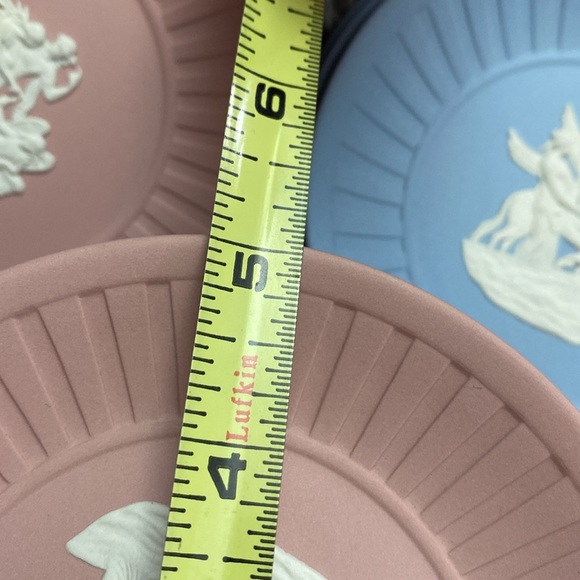 Set of Wedgwood Jasper Vintage Mini Plates - Picture 16 of 16